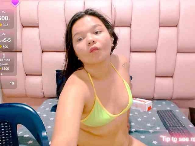 naomi18a