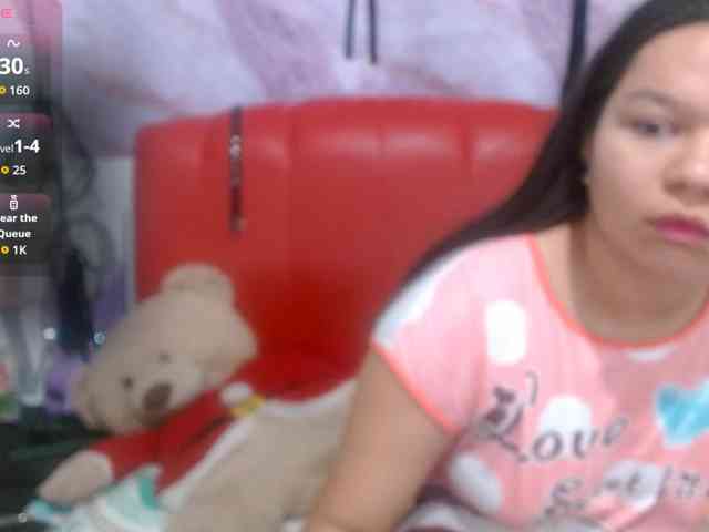 naomi18a naomi18a