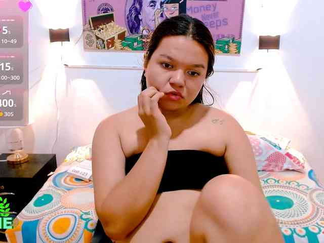 naomi18a webcam