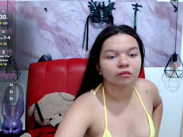 naomi18a webcam