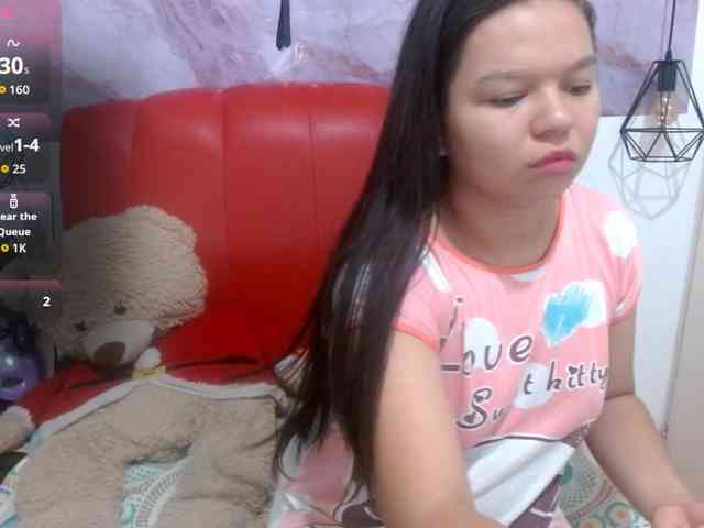 naomi18a naomi18a