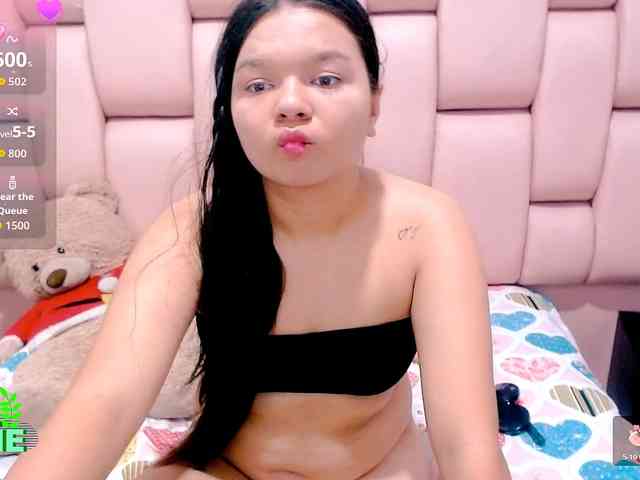 naomi18a webcam