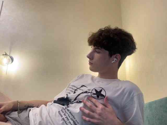 softboy195