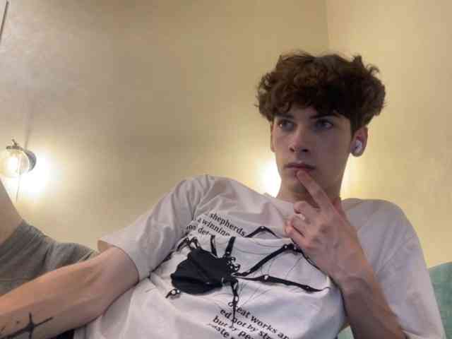 softboy195