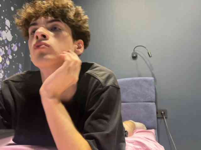 softboy195 Sex Cam Show