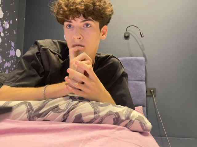 softboy195 Sex Cam Show
