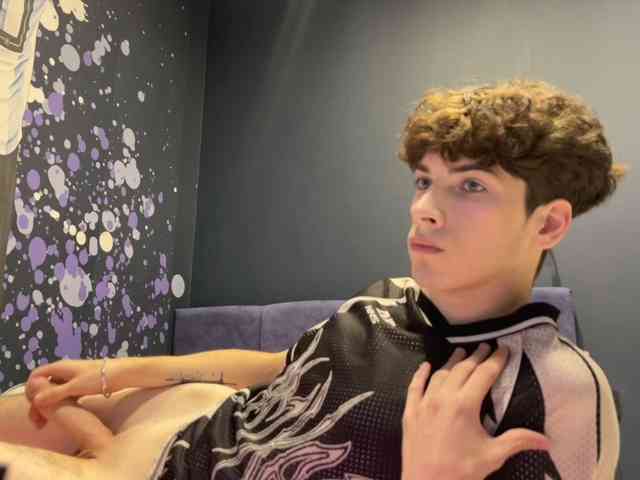 softboy195