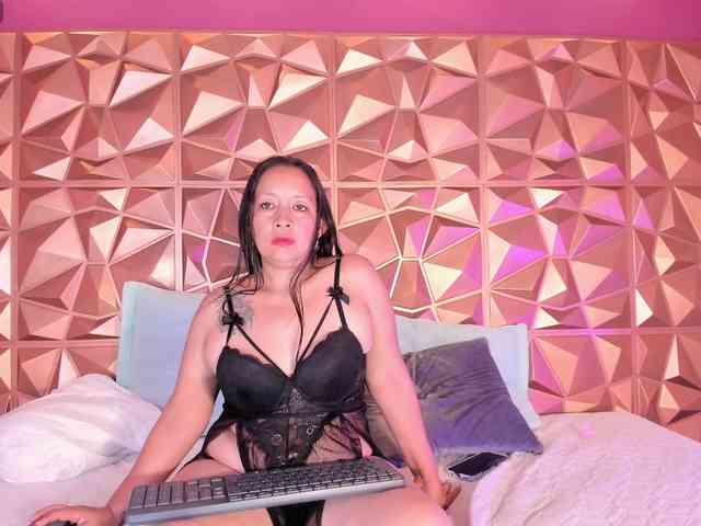 VictoriaBonet webcam