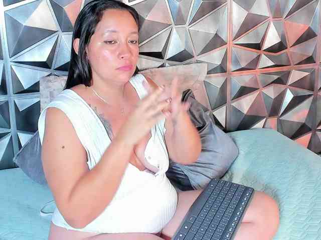 VictoriaBonet webcam