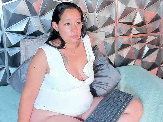 VictoriaBonet webcam
