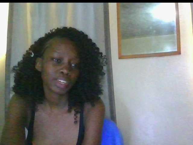 Essyknight live cam on BongaCams