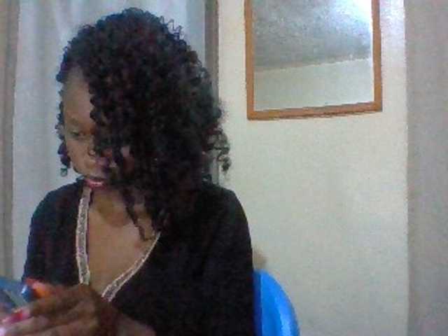 Essyknight live cam on BongaCams