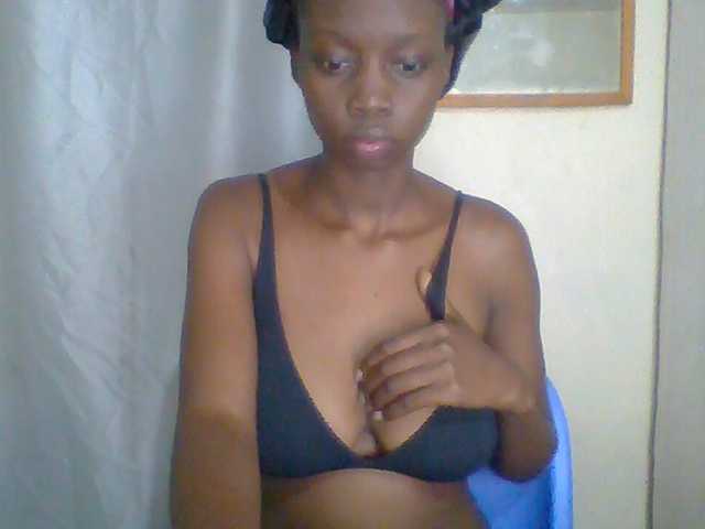 Sexyebonyxx live webcam show