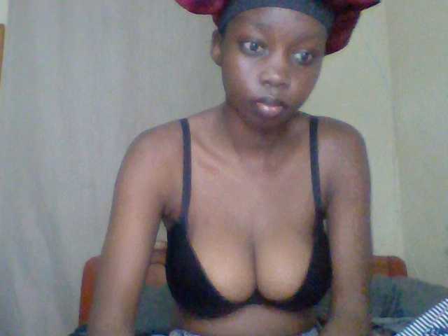 essyknight cam belle