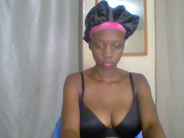 Sexyebonyxx live webcam show