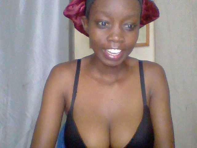 Essyknight live webcam show