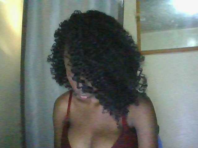 Essyknight live cam on BongaCams