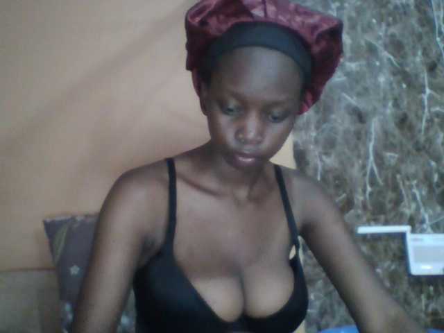 Sexyebonyxx live webcam show