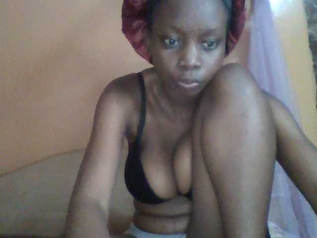 Essyknight live webcam show