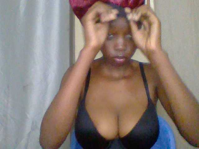 Essyknight live webcam show