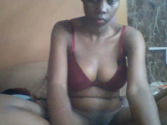 Sexyebonyxx live webcam show
