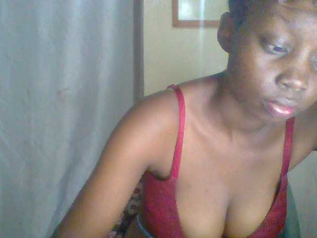 Essyknight live cam on BongaCams