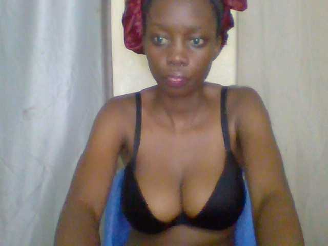 Essyknight live webcam show