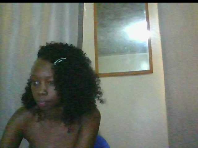 Essyknight live cam on BongaCams
