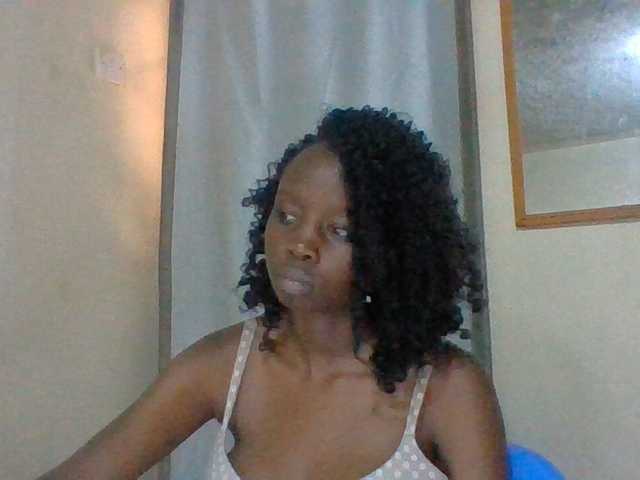 Essyknight live cam on BongaCams