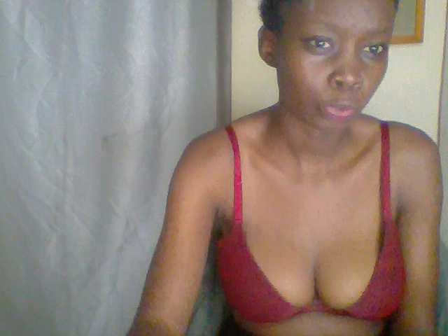 Sexyebonyxx live webcam show