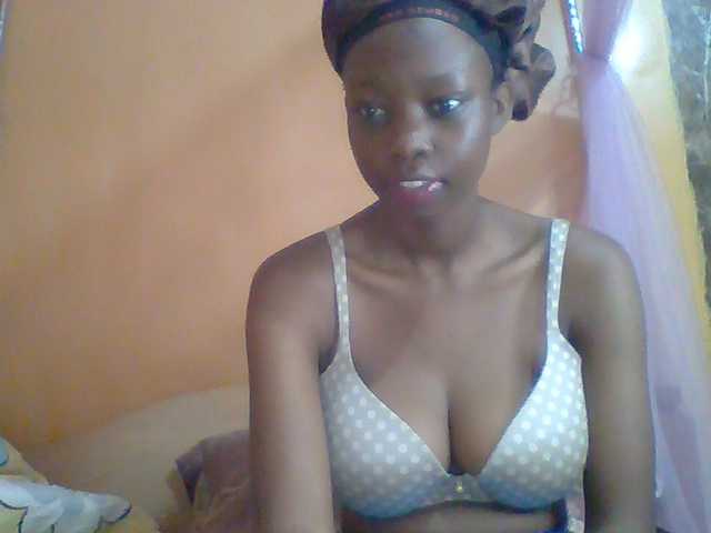 Essyknight live cam on BongaCams