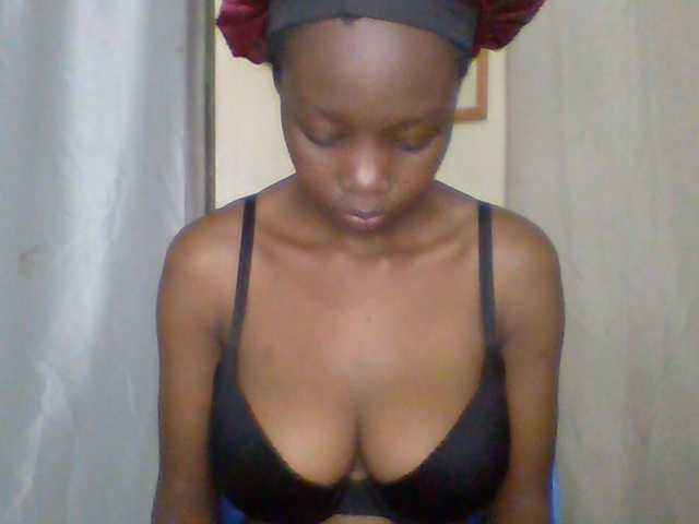 Essyknight live webcam show