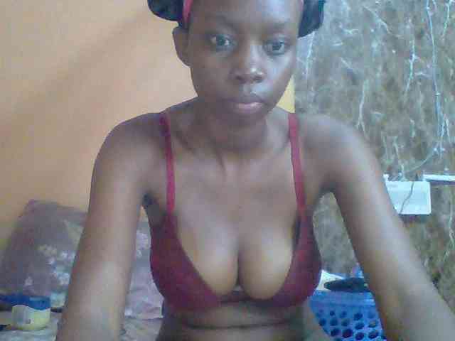 Sexyebonyxx webcam