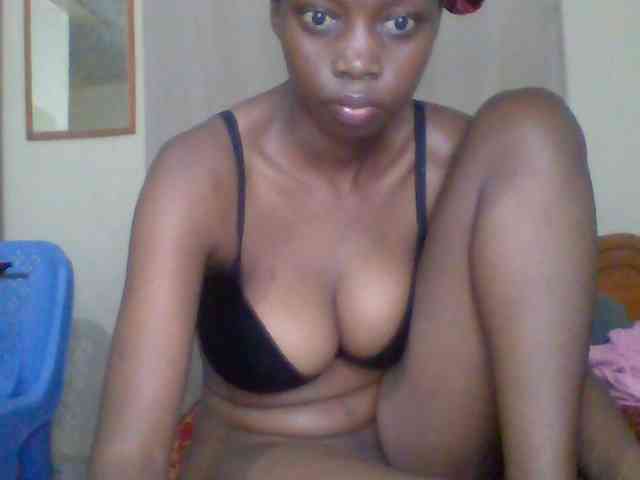 Sexyebonyxx webcam
