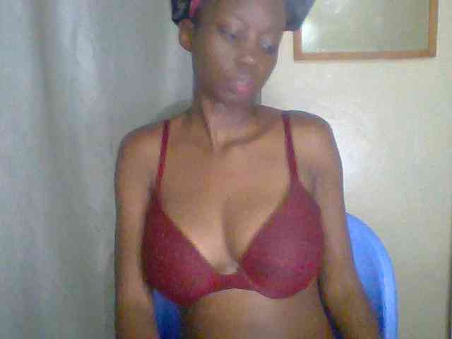 Sexyebonyxx webcam
