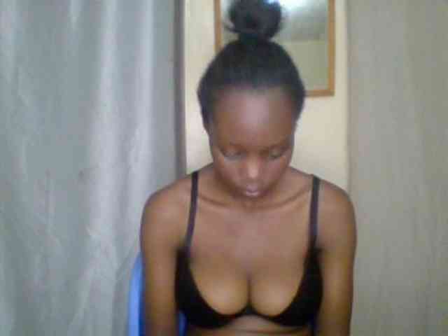 Sexyebonyxx webcam