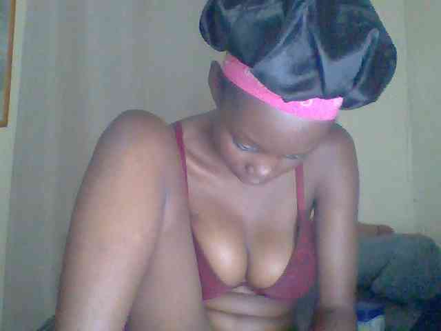 Sexyebonyxx webcam