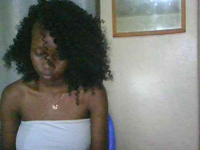 Sexyebonyxx webcam