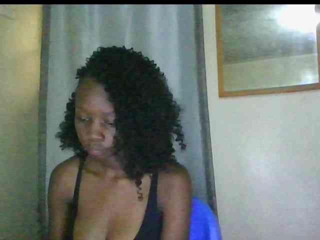 Sexyebonyxx webcam