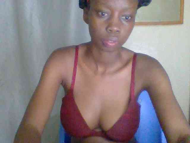 Sexyebonyxx webcam