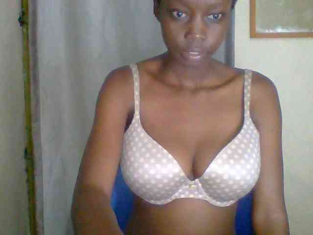 Sexyebonyxx webcam