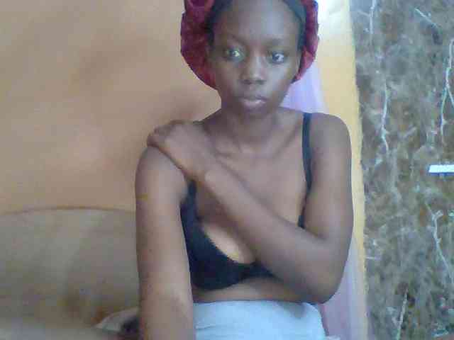 Sexyebonyxx webcam