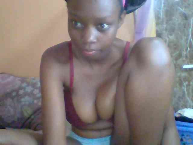 Sexyebonyxx webcam