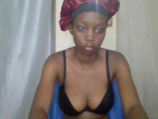 Sexyebonyxx webcam