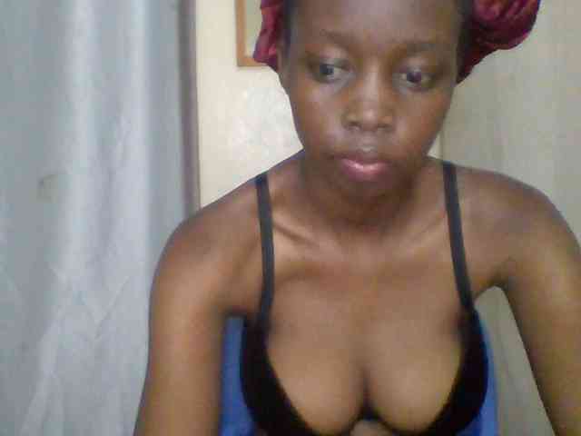 Sexyebonyxx webcam