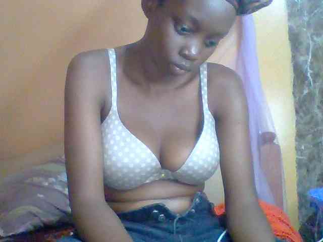 Sexyebonyxx webcam