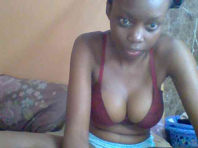 Sexyebonyxx webcam