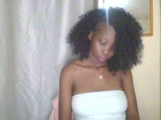 Sexyebonyxx webcam