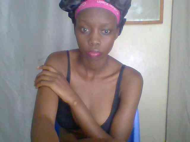 Sexyebonyxx webcam