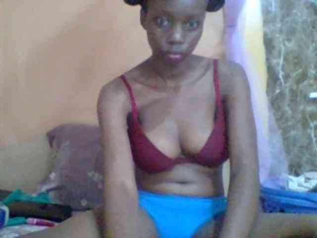 Sexyebonyxx webcam
